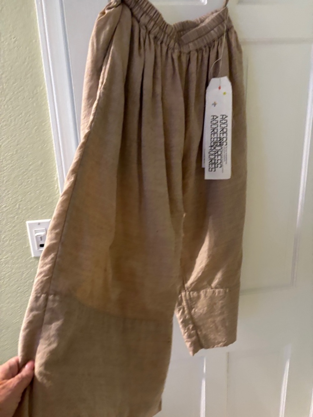 Neutral Beige Lightweight Women’s Linen-Blend Jacket